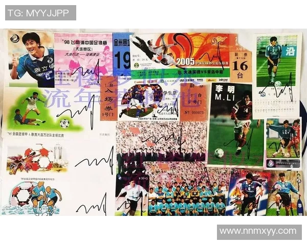 足球球星仿真签名艺术研究与商业价值分析