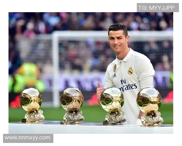 律师转型足球球星的传奇故事：从法庭到赛场的双重人生