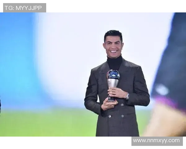 现役足球球星肥肉：突破自我与挑战极限的竞技人生